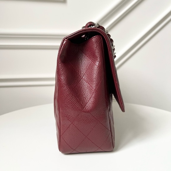 —SOLD—CHANEL JUMBO SINGLE FLAP - Picture 4 of 15